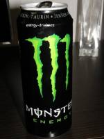 monster-energy-team-gear-exkluzivni-tymove-oblecenis