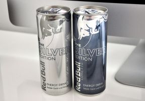 red-bull-silver-edition-new-2013-at-limettes